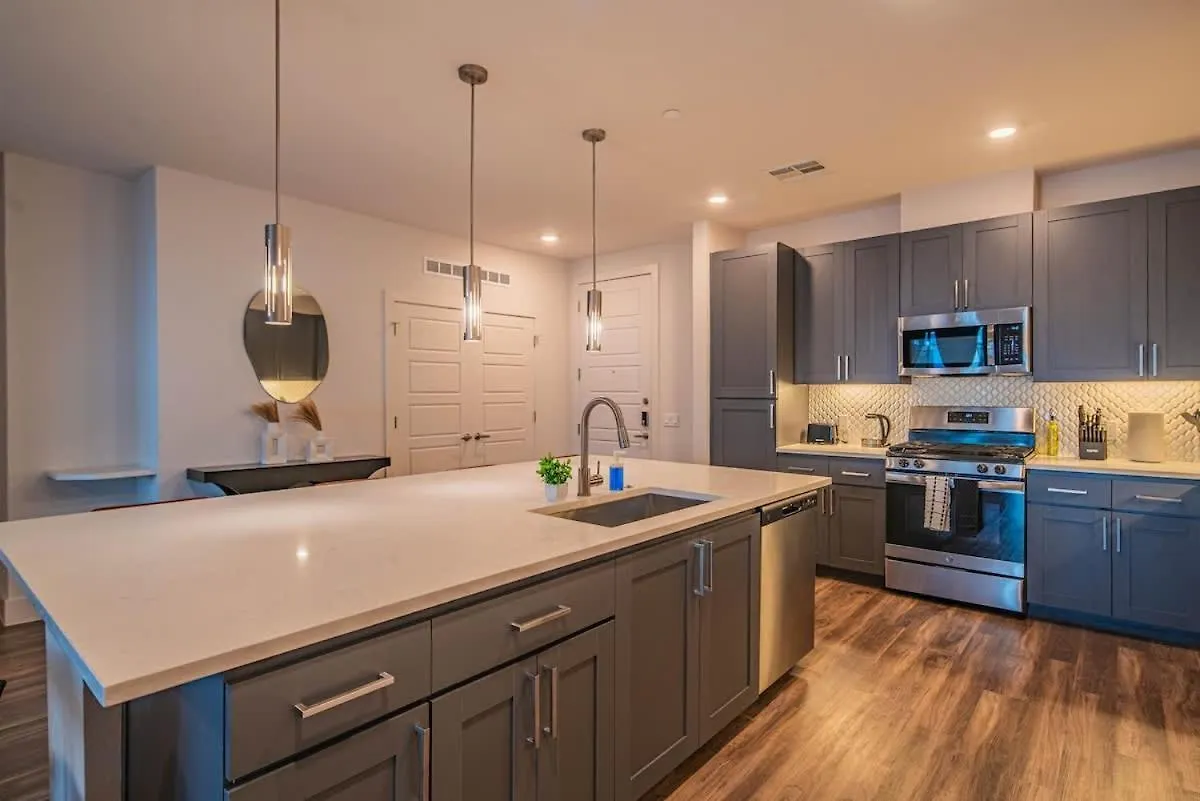 Posh 2Br Kierland Commons, Tpc Golf, Pool, Gym, W-D Appartement Scottsdale