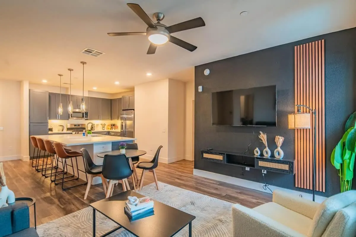 Posh 2Br Kierland Commons, Tpc Golf, Pool, Gym, W-D Appartement Scottsdale