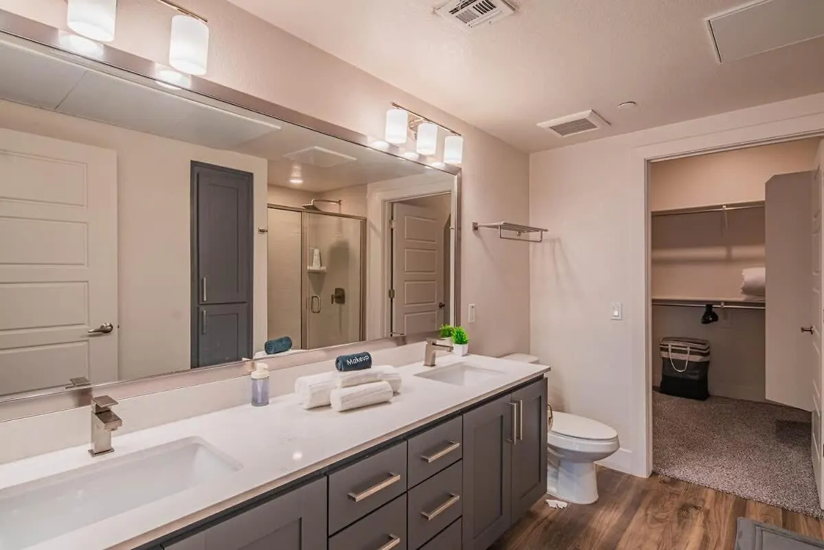 Posh 2Br Kierland Commons, Tpc Golf, Pool, Gym, W-D Appartement Scottsdale