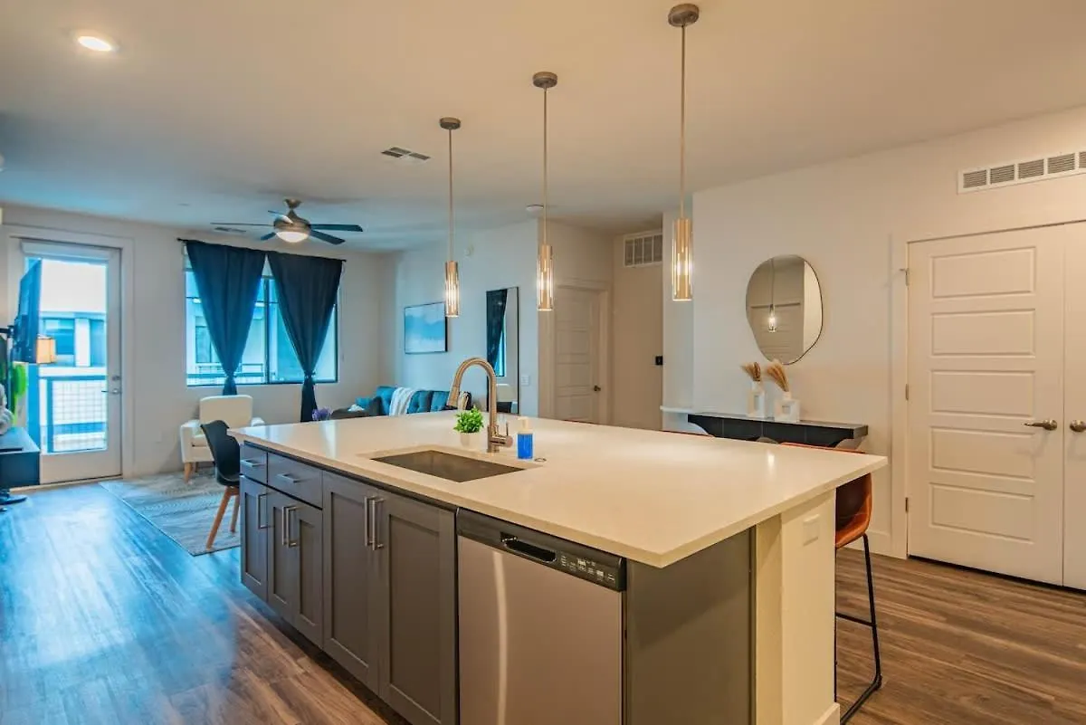 Posh 2Br Kierland Commons, Tpc Golf, Pool, Gym, W-D Appartement Scottsdale